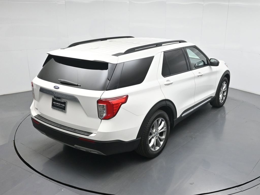 Certified 2021 Ford Explorer XLT w/ Equipment Group 202A RWD image 41
