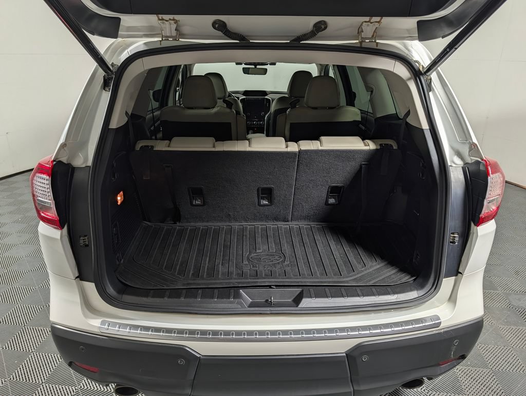 Used 2022 Subaru Ascent Limited w/ Technology Package AWD/4WD image 6