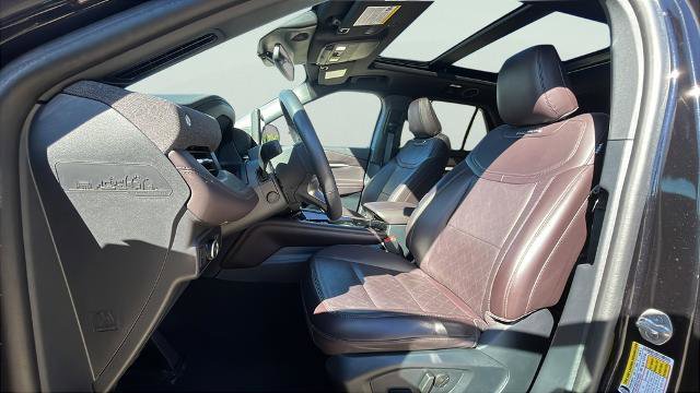 Certified 2025 Ford Explorer Platinum AWD/4WD image 15