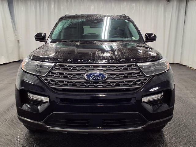 Certified 2024 Ford Explorer XLT w/ Equipment Group 202A image 6