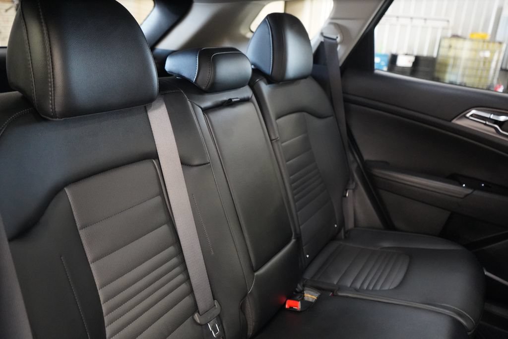 Used 2024 Kia Sportage SX FWD image 24