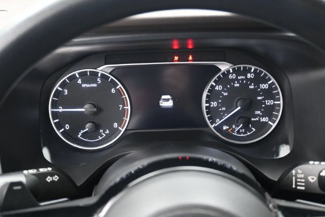 Used 2023 Nissan Rogue SV AWD/4WD image 9
