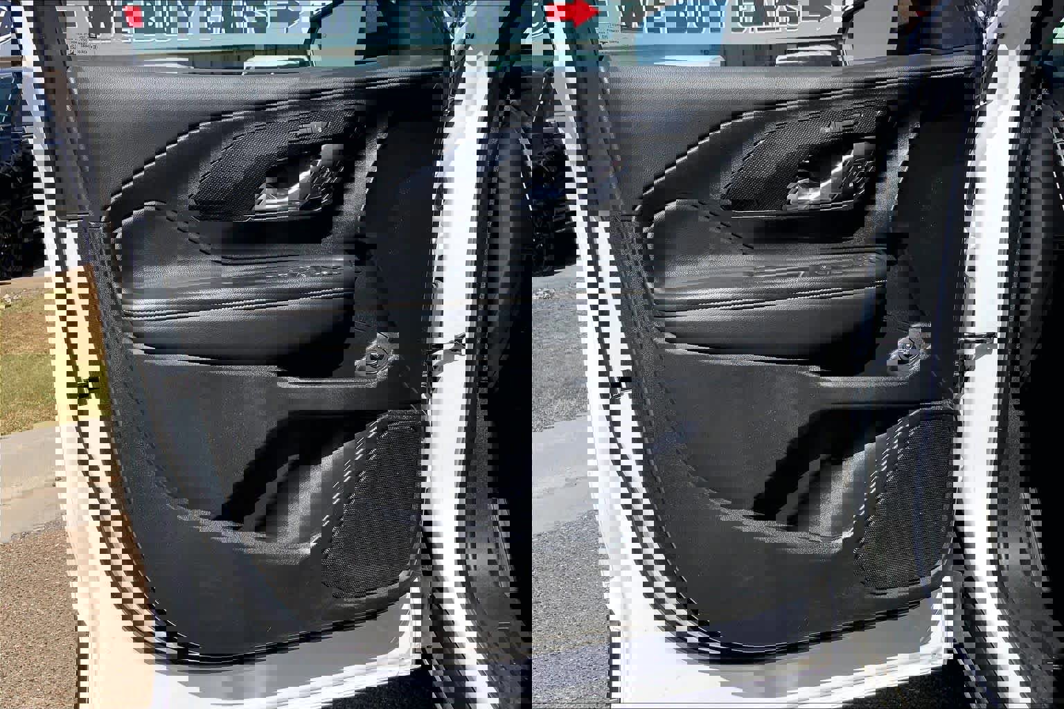 Used 2024 GMC Terrain AT4 image 22