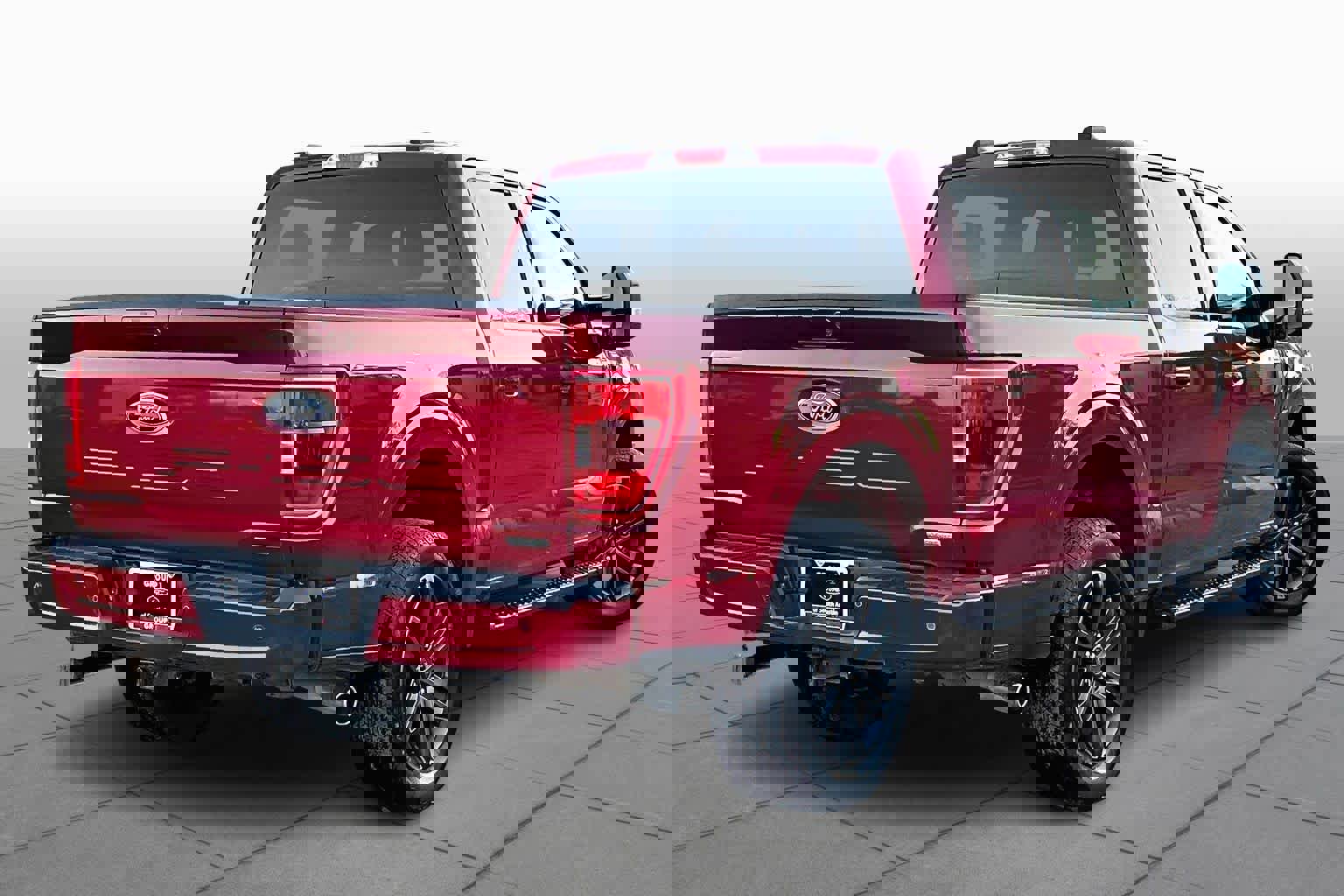 Certified 2022 Ford F150 XLT w/ Equipment Group 302A High image 3