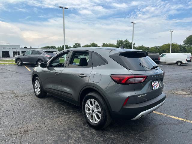 Certified 2025 Ford Escape Active AWD/4WD image 6