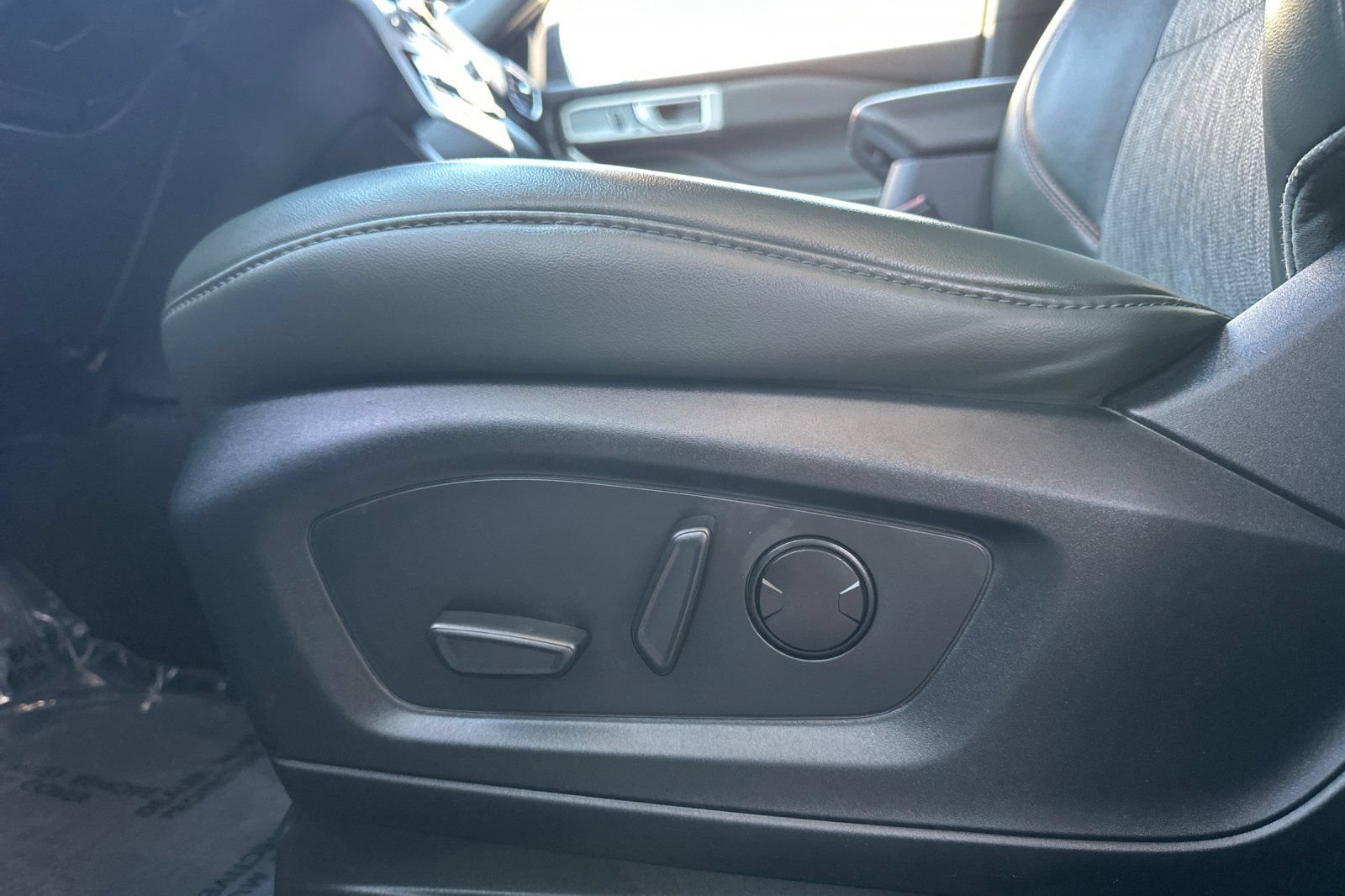 Certified 2024 Ford Explorer Timberline w/ Timberline Technology Package AWD/4WD image 13