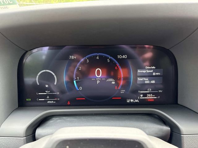 Used 2025 Lexus GX 550 w/ Accessory Package (2T) AWD/4WD image 37