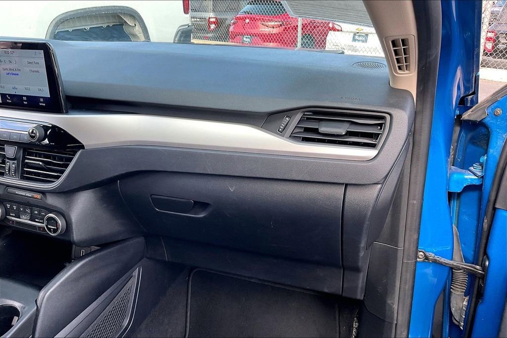 Certified 2020 Ford Escape SE image 14