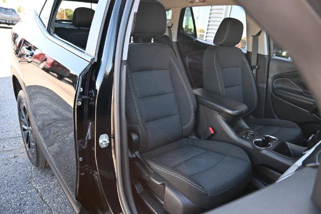 Used 2022 GMC Terrain SLE w/ Driver Convenience Package AWD/4WD image 23