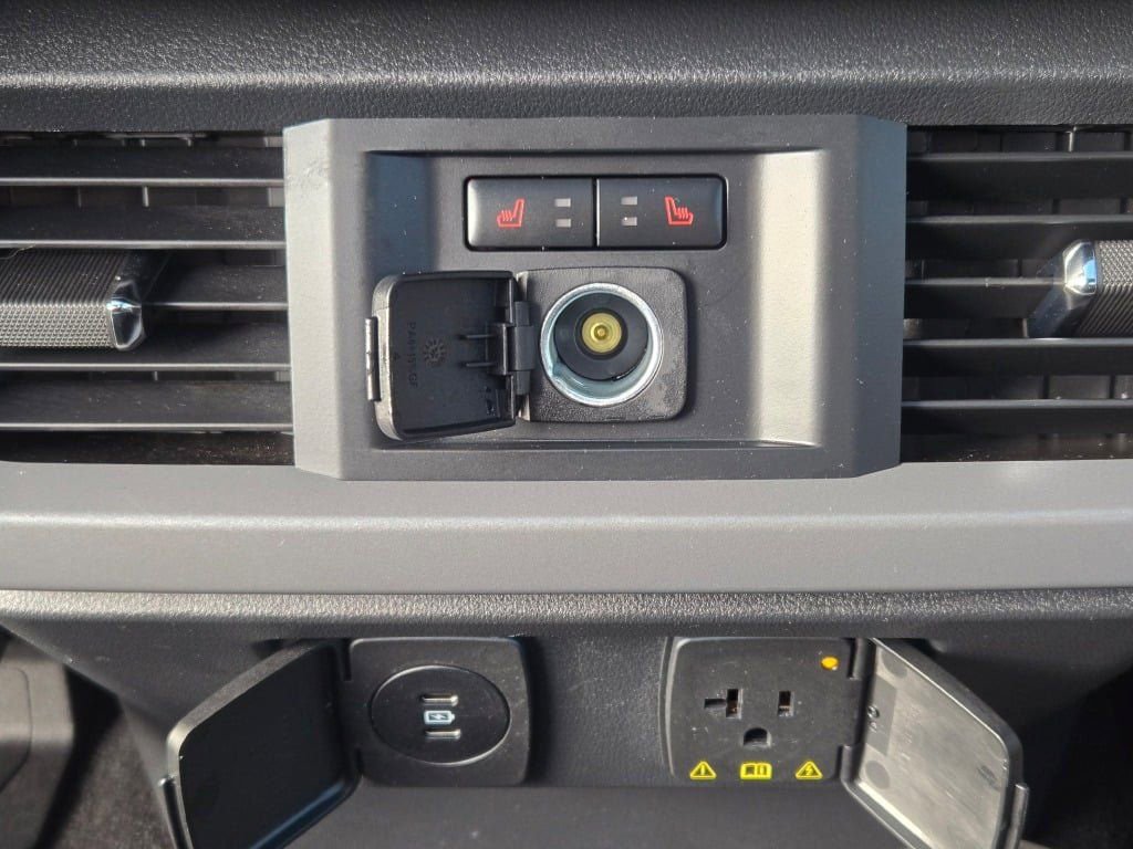 Certified 2025 Ford F150 Lightning Lariat AWD/4WD image 19