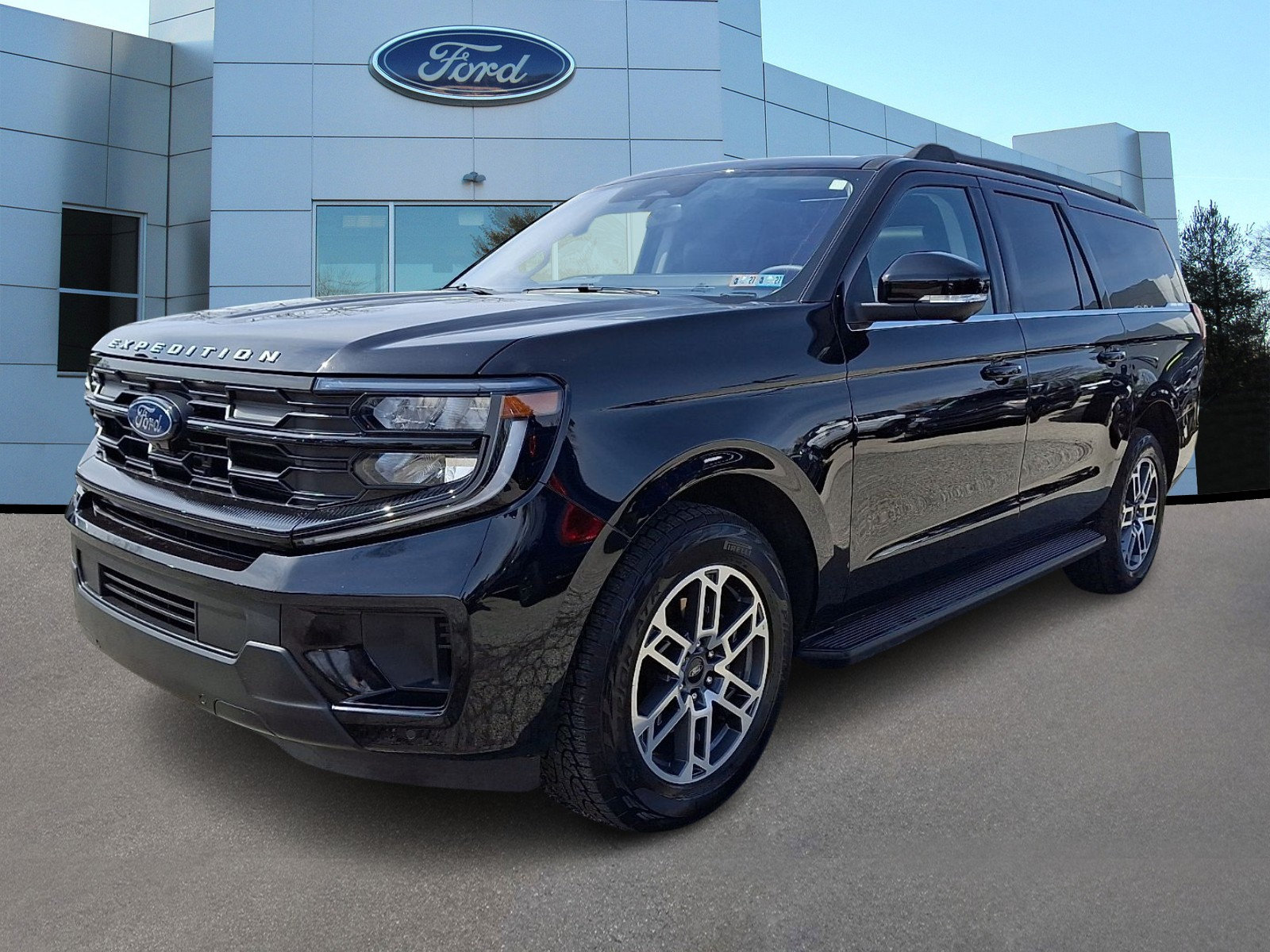 Certified 2025 Ford Expedition Max Active AWD/4WD image 4