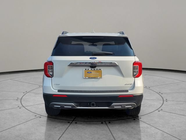 Certified 2023 Ford Explorer XLT w/ Equipment Group 202A AWD/4WD image 11