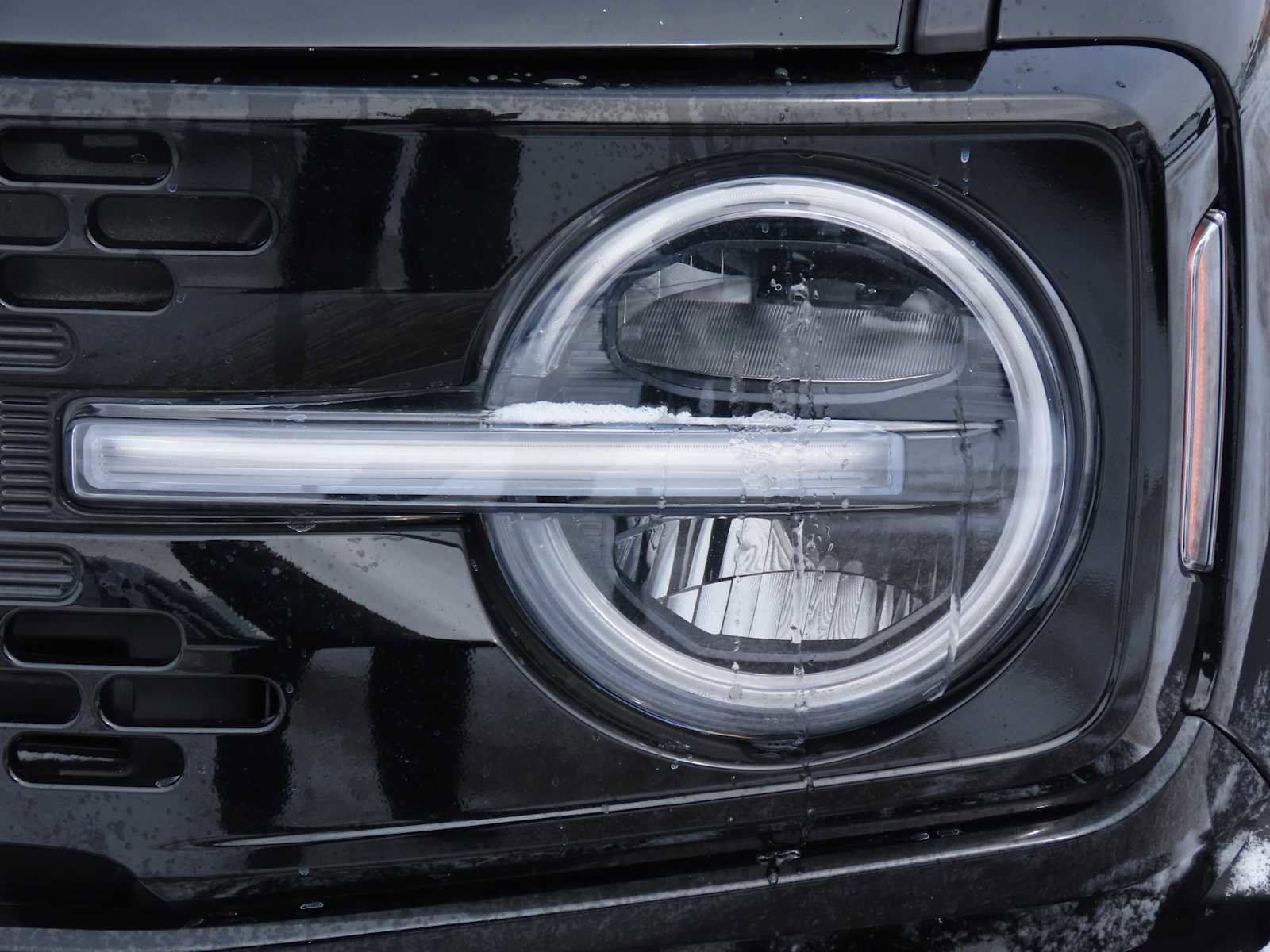 Certified 2024 Ford Bronco Wildtrak image 10