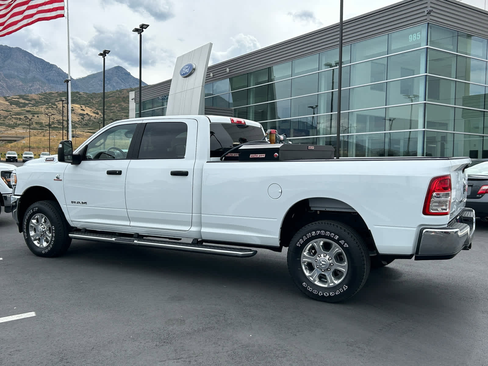 Used 2023 RAM 3500 Big Horn image 11