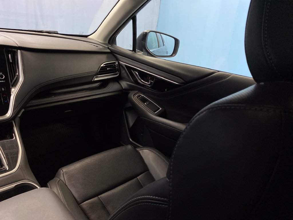 Used 2021 Subaru Outback Limited AWD/4WD image 29