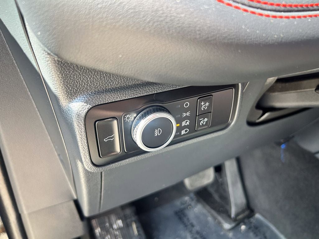 Certified 2025 Ford Explorer ST-Line w/ ST-Line Street Pack AWD/4WD image 11