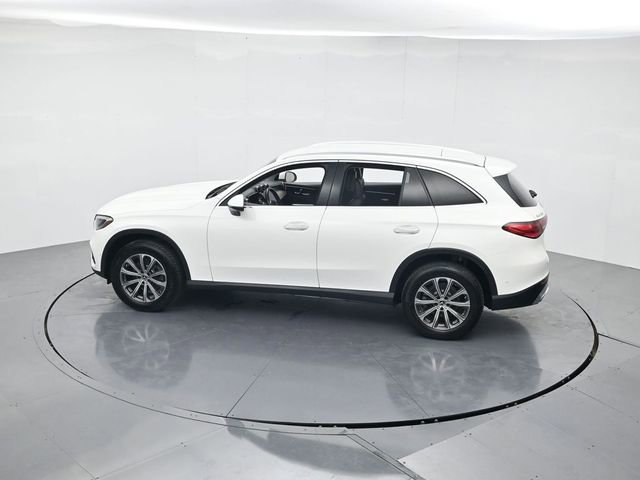 Used 2024 Mercedes-Benz GLC 300 image 40