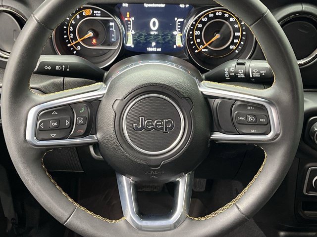 Used 2023 Jeep Wrangler Unlimited Sahara AWD/4WD image 14