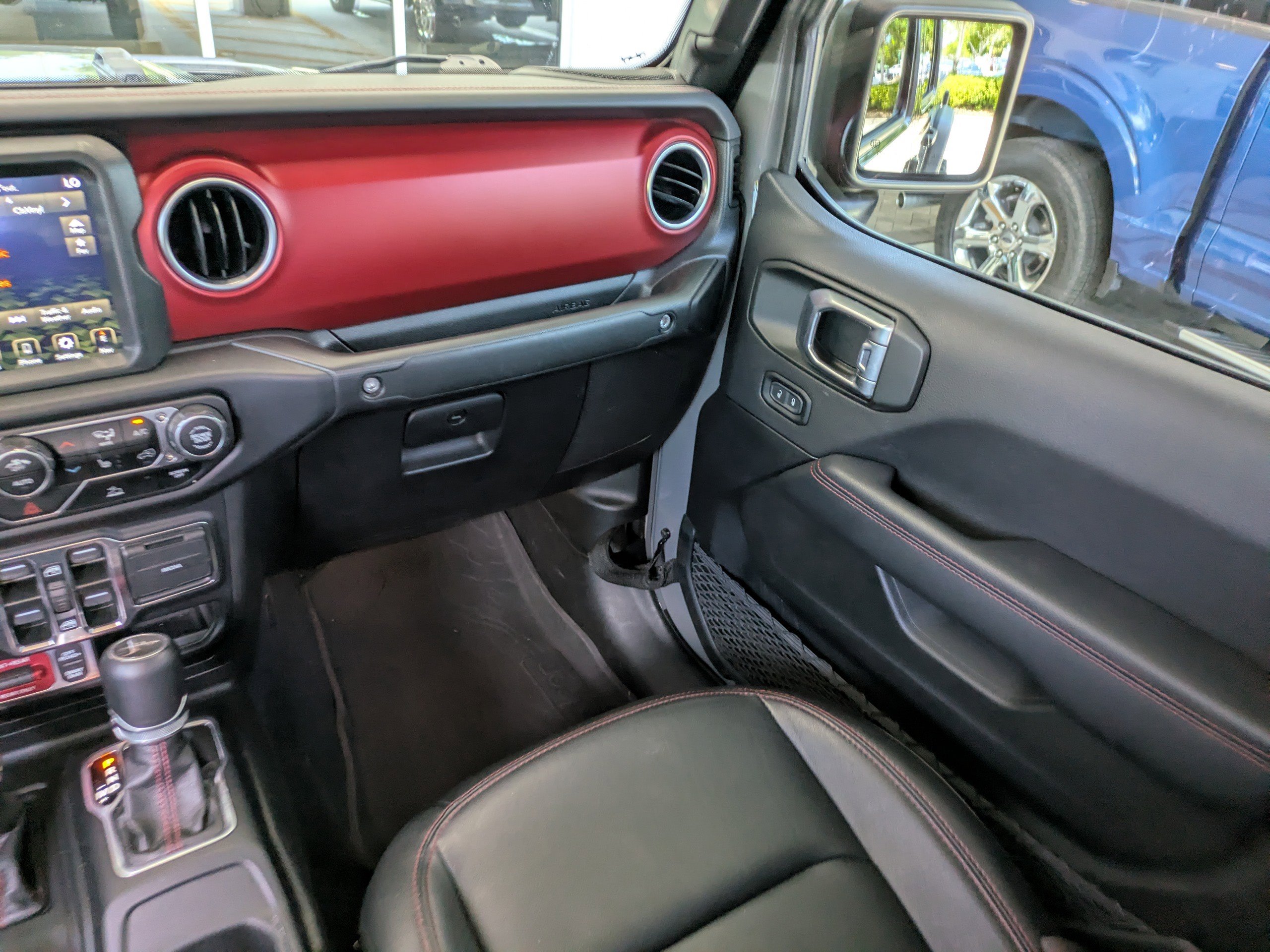Used 2023 Jeep Gladiator Rubicon w/ LED Lighting Group AWD/4WD image 18