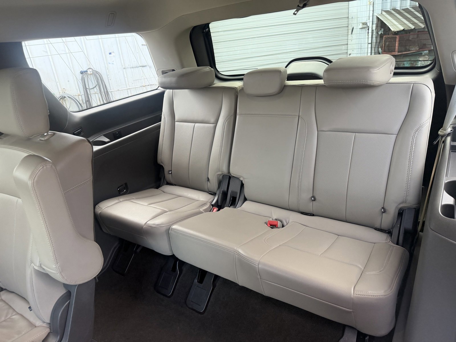 Certified 2020 Ford Expedition XLT w/ Equipment Group 202A image 13