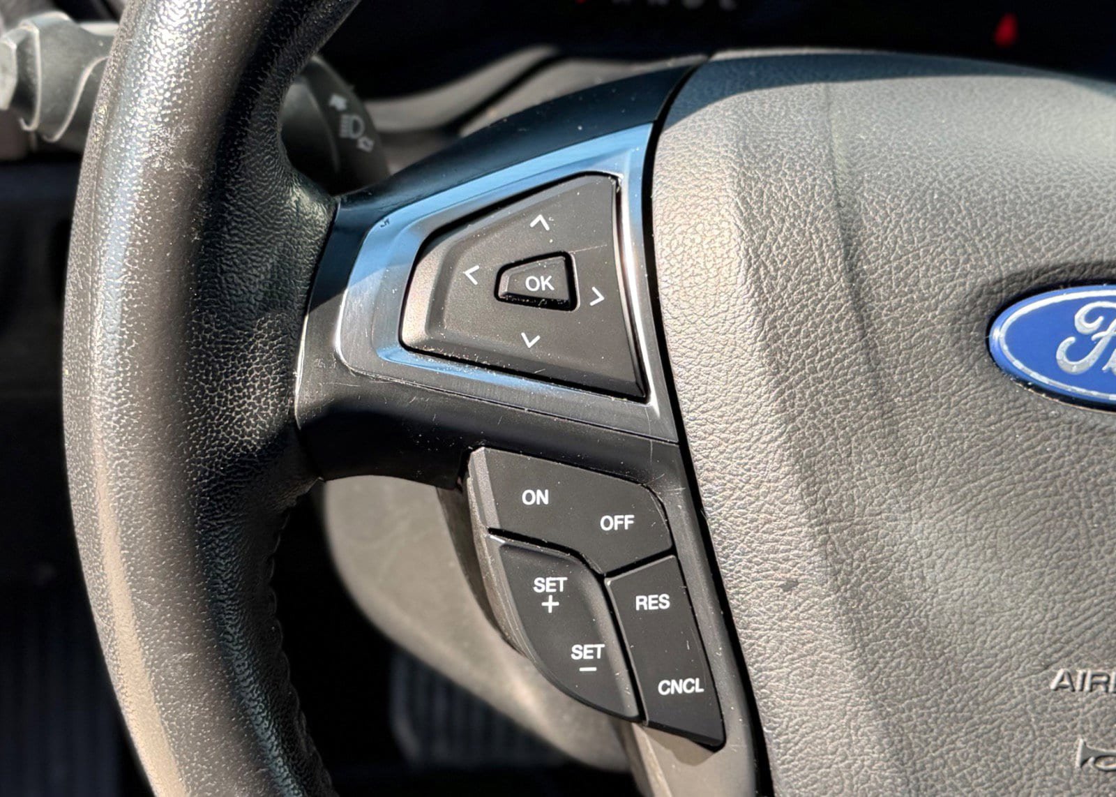 Certified 2020 Ford Fusion SEL FWD image 24
