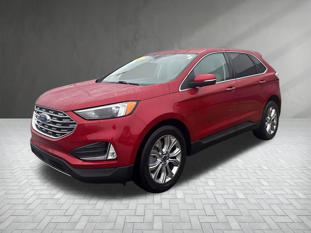Certified 2022 Ford Edge Titanium w/ Class II Trailer Tow Package image 3