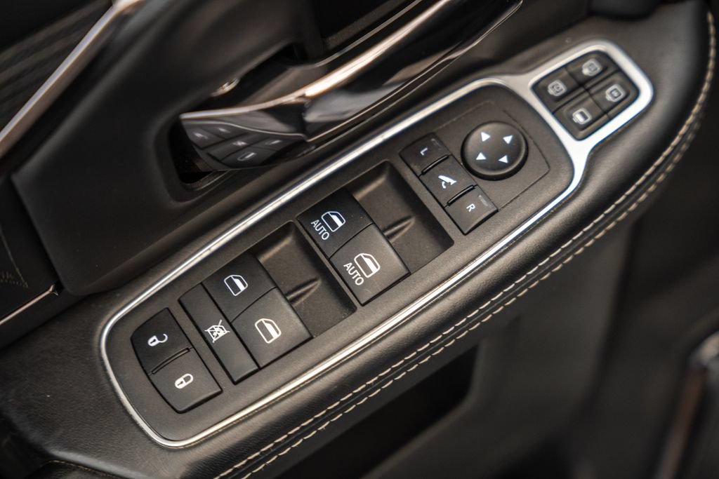 Used 2023 RAM 3500 Limited AWD/4WD image 49