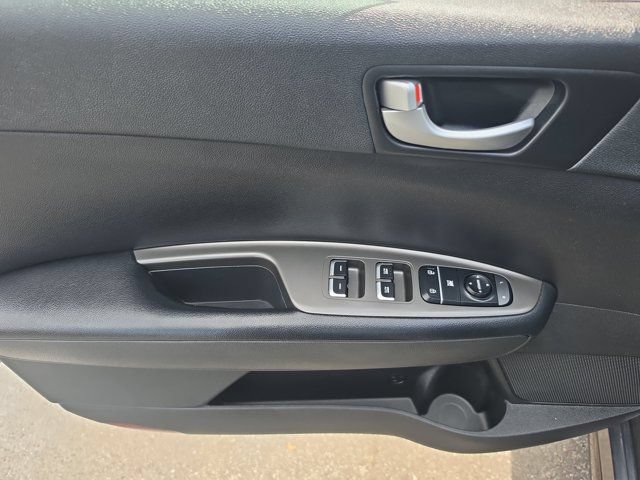 Used 2020 Kia Optima SE FWD image 15