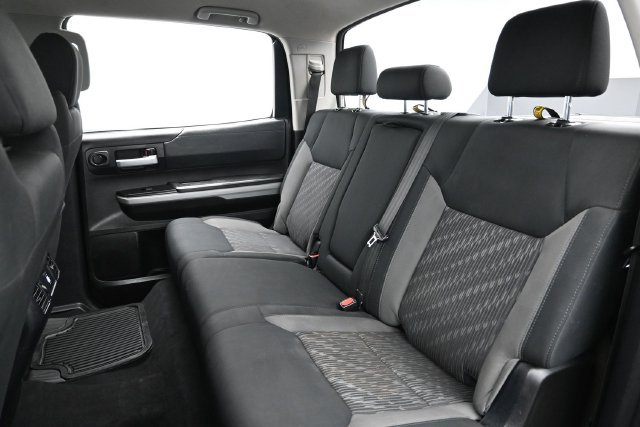 Used 2020 Toyota Tundra SR5 w/ SR5 Upgrade Package AWD/4WD image 23