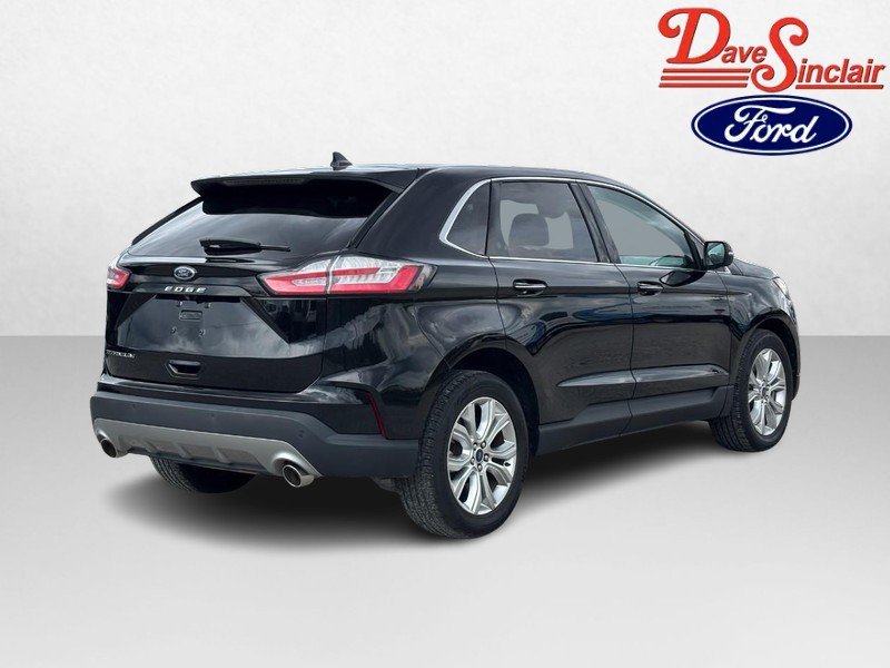 Certified 2022 Ford Edge Titanium AWD/4WD image 7