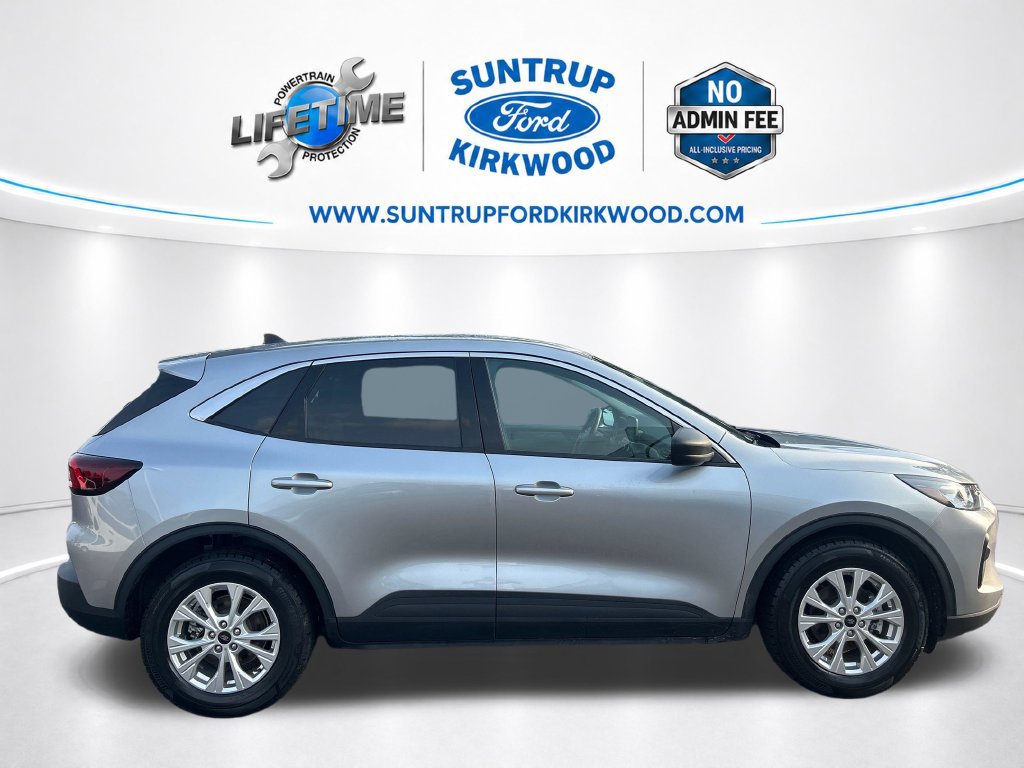 Certified 2024 Ford Escape Active FWD image 8