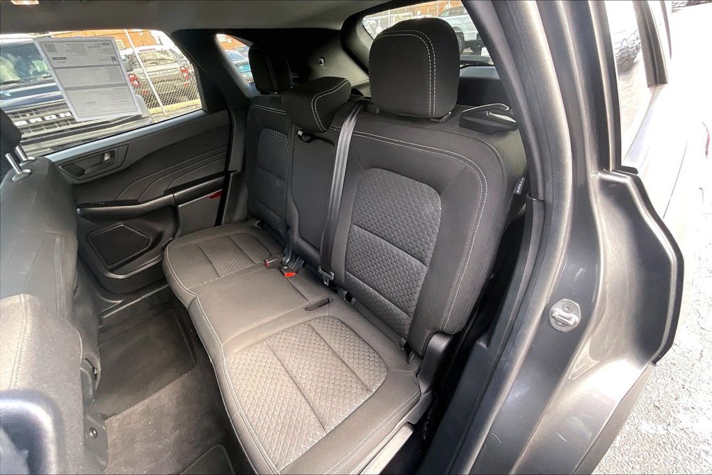 Certified 2023 Ford Escape Active AWD/4WD image 25