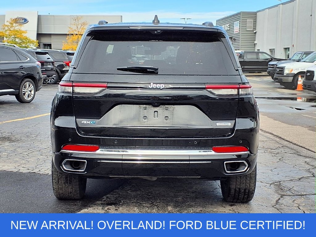 Used 2023 Jeep Grand Cherokee Overland w/ Luxury Tech Group IV AWD/4WD image 24