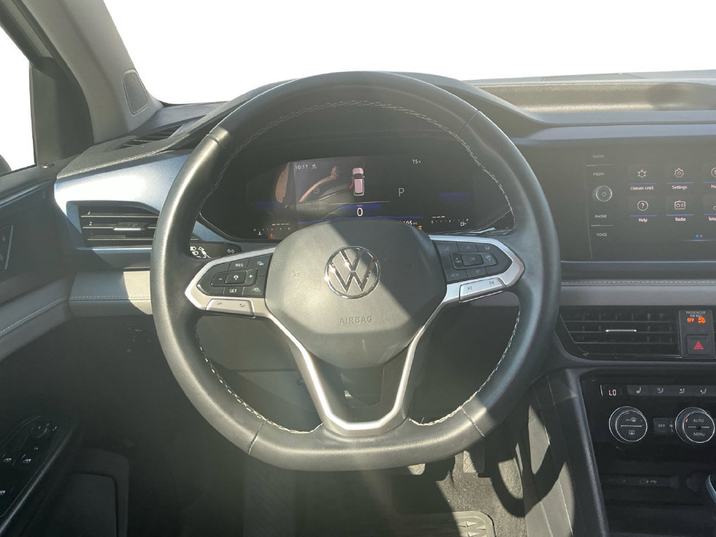 Used 2024 Volkswagen Taos SE AWD/4WD image 18