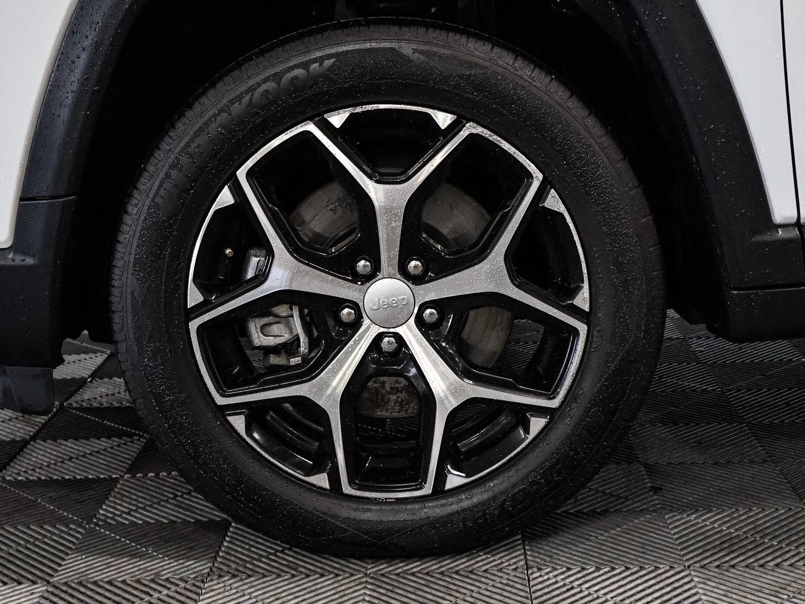 Used 2024 Jeep Compass Limited AWD/4WD image 19