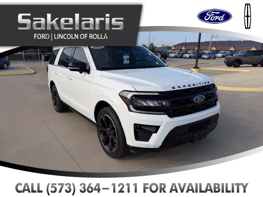 Certified 2022 Ford Expedition Limited AWD/4WD image 3
