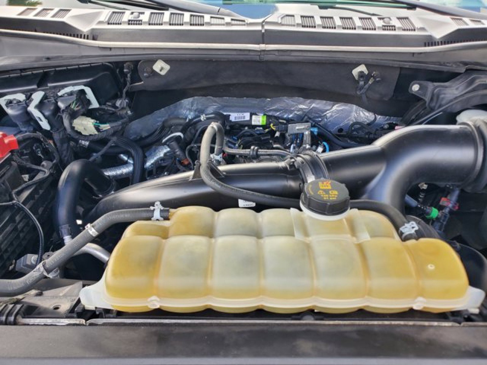 Certified 2020 Ford F150 Lariat image 37