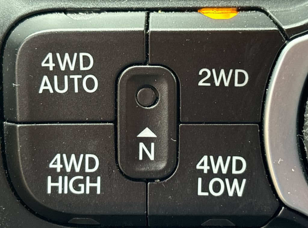 Used 2022 RAM 1500 Big Horn AWD/4WD image 12