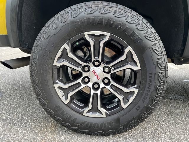 Used 2023 GMC Canyon AT4 w/ AT4 Premium Package AWD/4WD image 22
