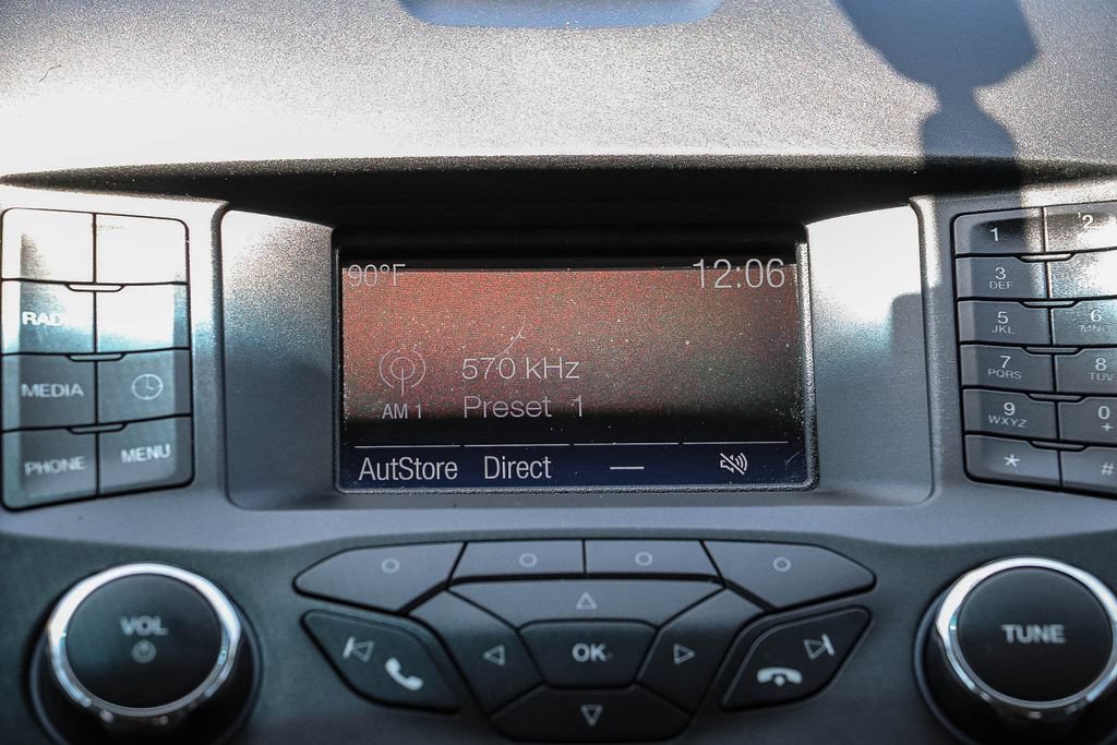 Certified 2018 Ford Edge SE FWD image 18