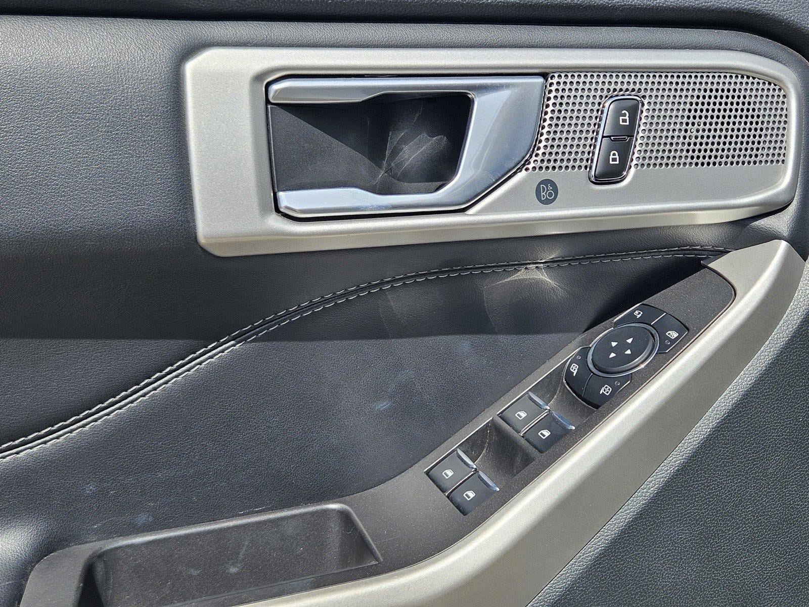 Certified 2023 Ford Explorer Limited RWD image 14