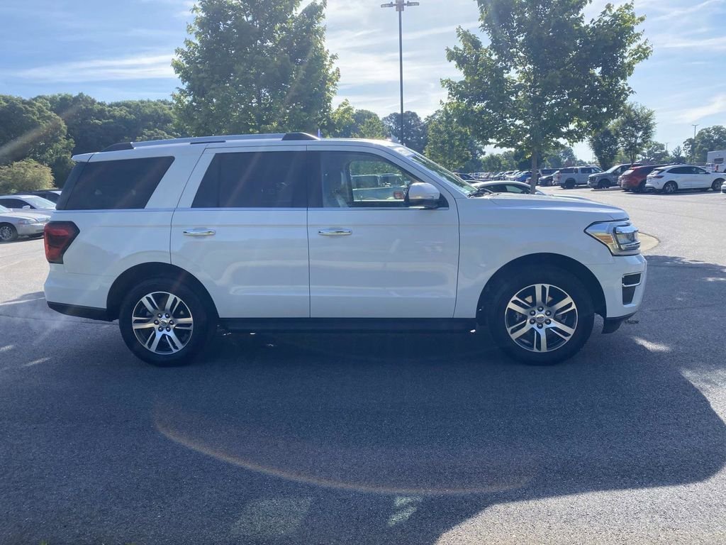 Certified 2024 Ford Expedition Limited AWD/4WD image 2
