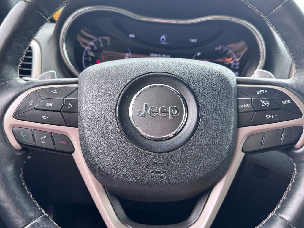 Used 2017 Jeep Grand Cherokee Limited AWD/4WD image 7