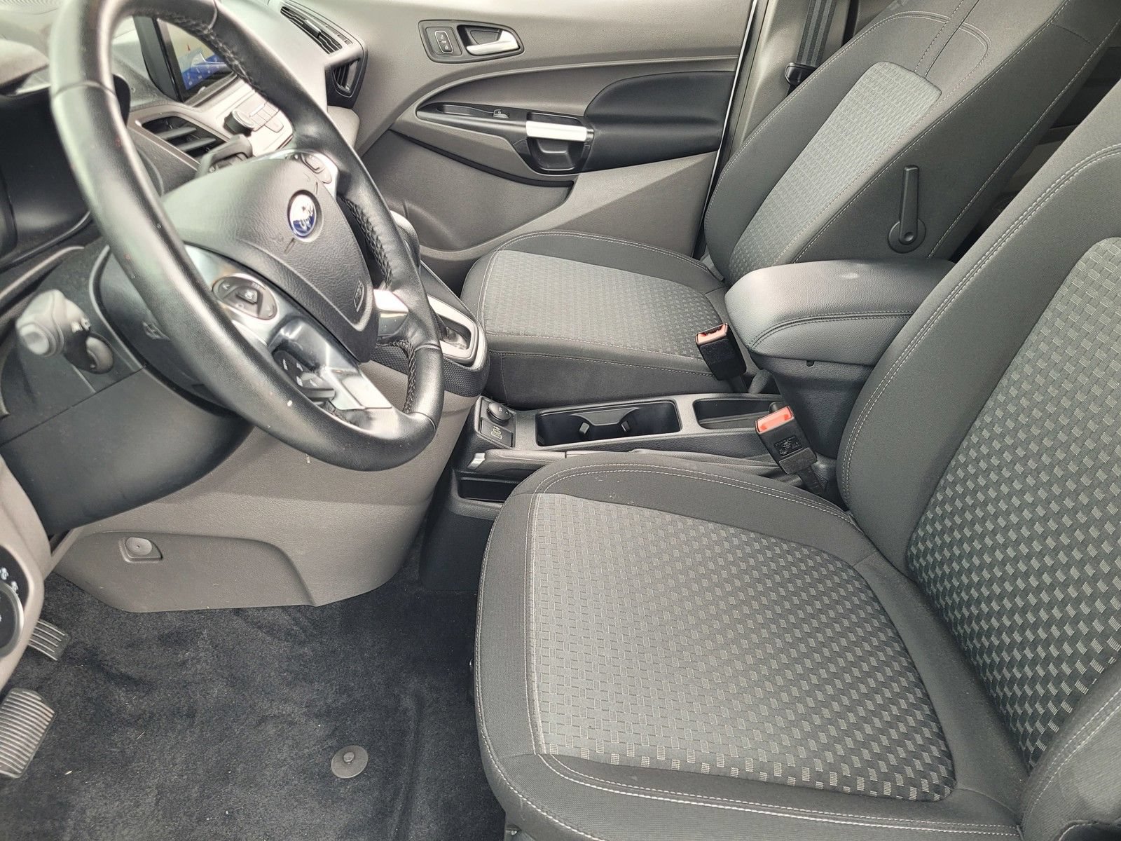 Certified 2023 Ford Transit Connect XLT FWD image 21