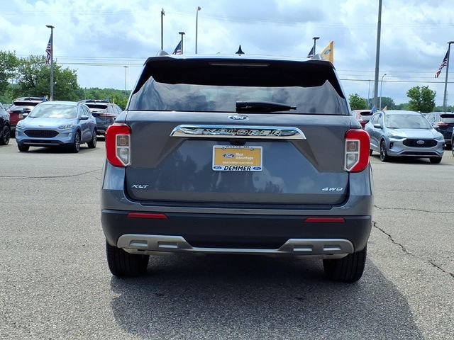 Certified 2024 Ford Explorer XLT w/ Equipment Group 202A AWD/4WD image 5