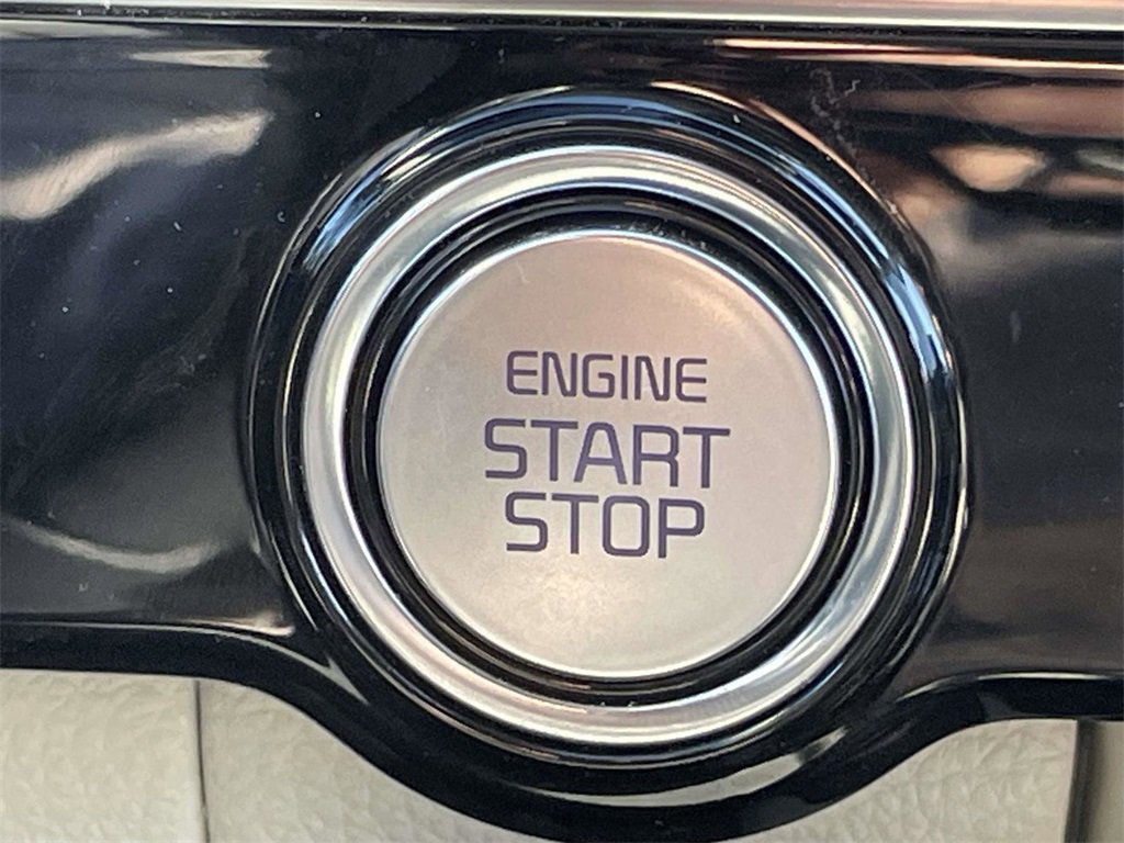 Used 2024 Kia Carnival SX Prestige image 26