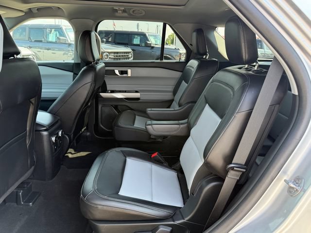 Certified 2023 Ford Explorer XLT w/ Equipment Group 202A AWD/4WD image 10