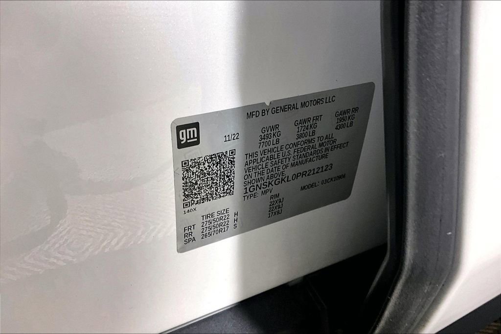 Used 2023 Chevrolet Suburban High Country AWD/4WD image 27