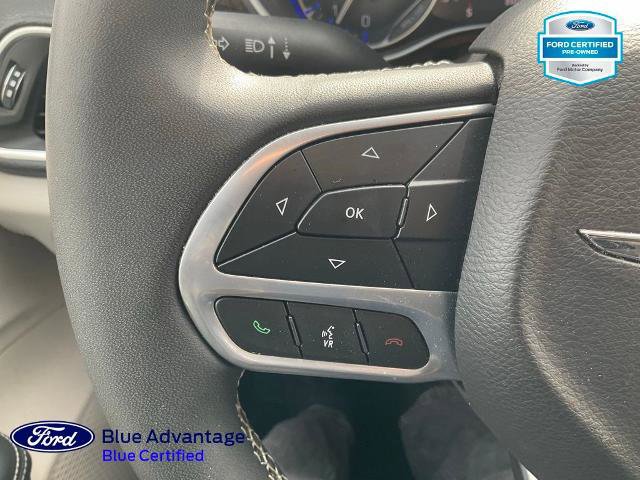 Used 2024 Chrysler Pacifica Limited FWD image 8