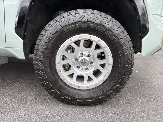 Used 2024 Toyota Tundra Platinum AWD/4WD image 5